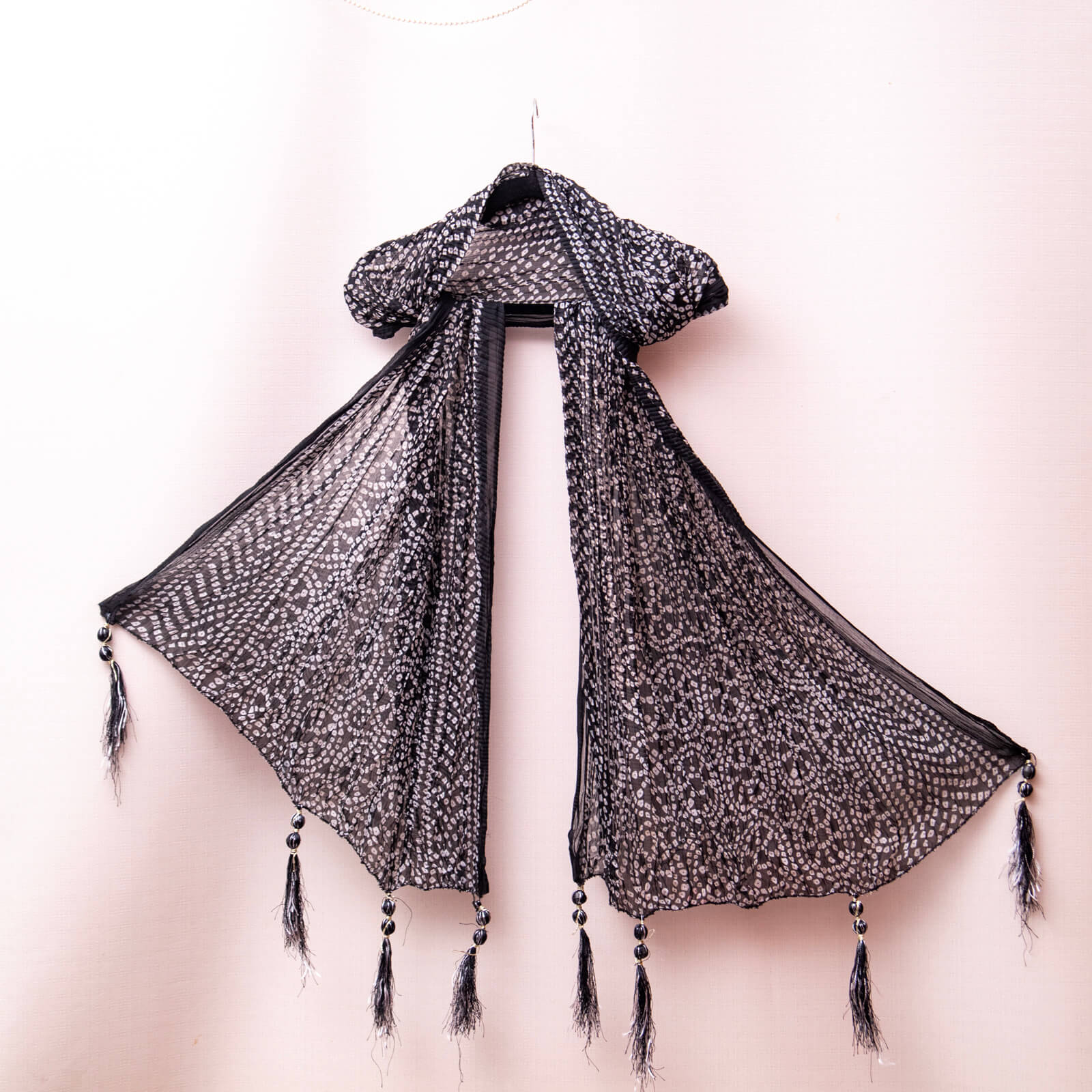 Chiffon Black Chunri With Tussle Dupatta