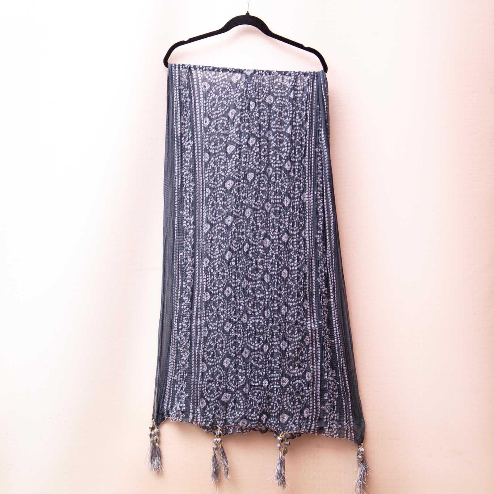 Chiffon Gray Chunri With Tussle Dupatta