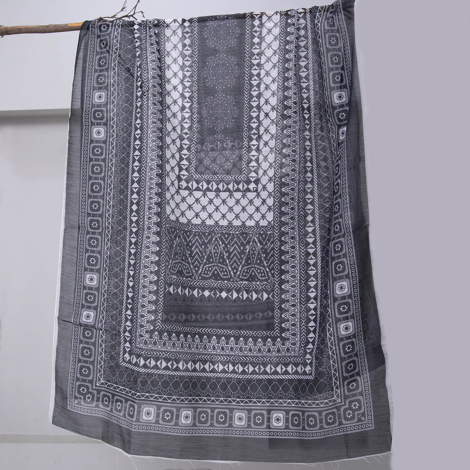 Monark Black and White Abstract Fleur De Lis Printed Dupatta