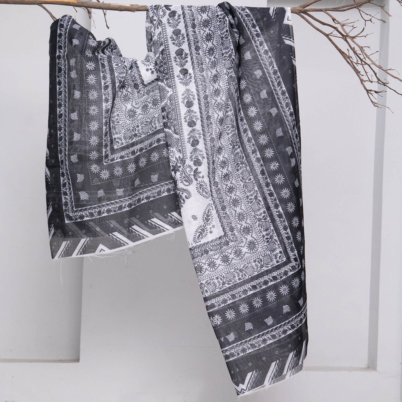 Monark Black and White Botanical Printed Dupatta