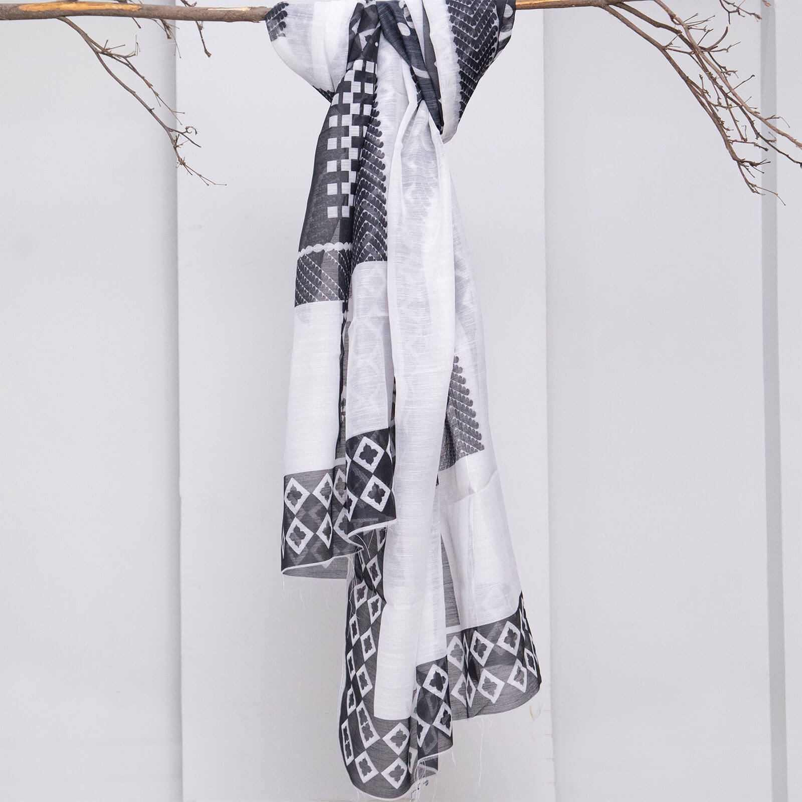 Monark Black and White Squares Printed Dupatta