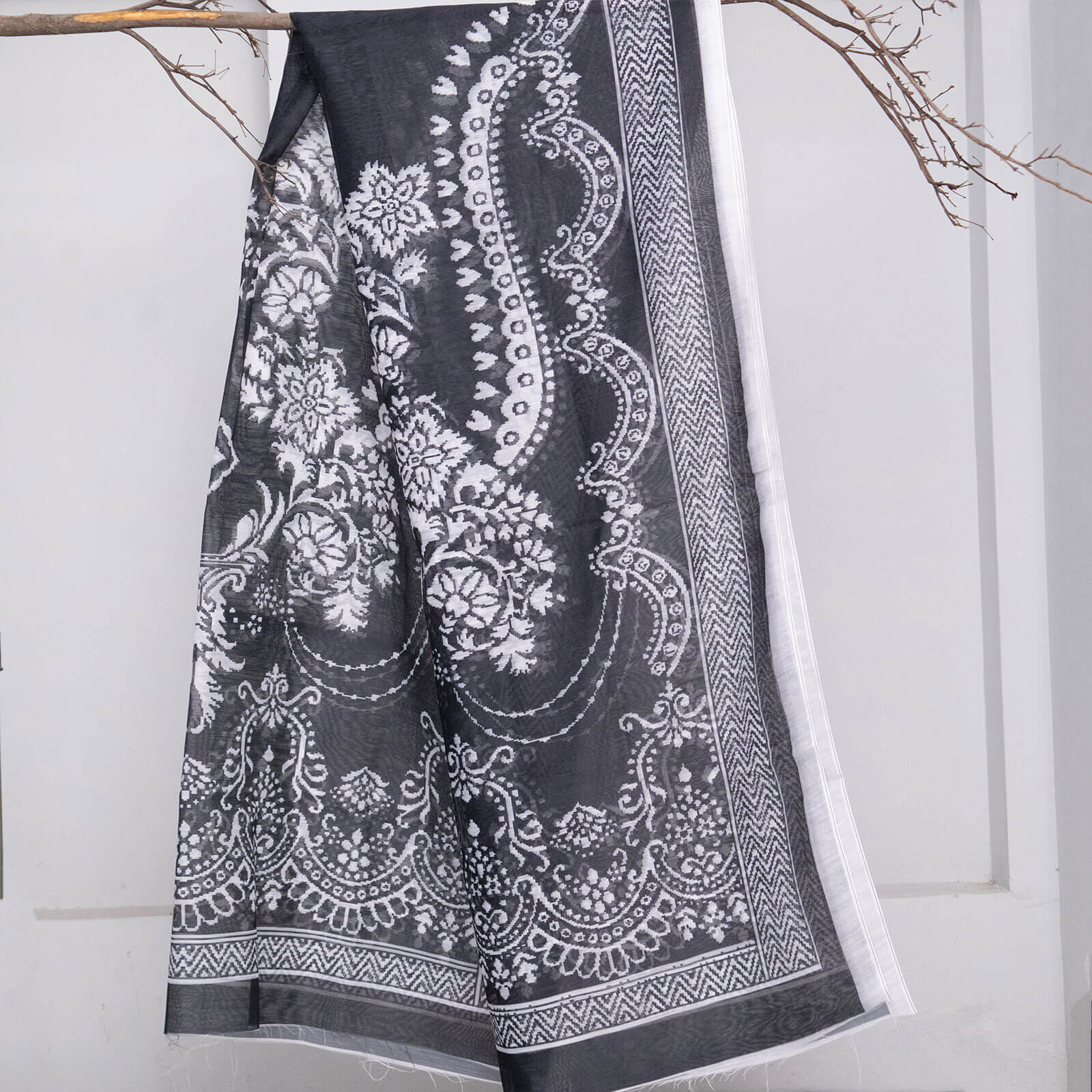 Monark Black and White Botanical Printed Dupatta