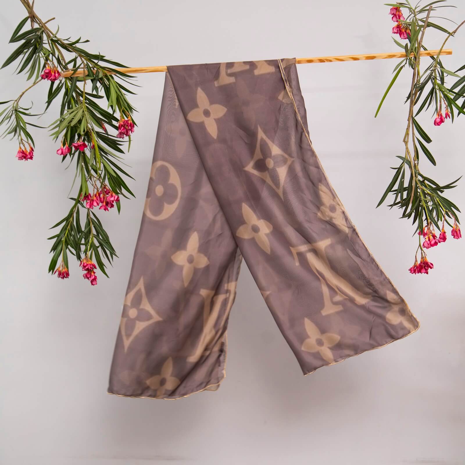Silk Louis Vuitton LV Printed Scarf
