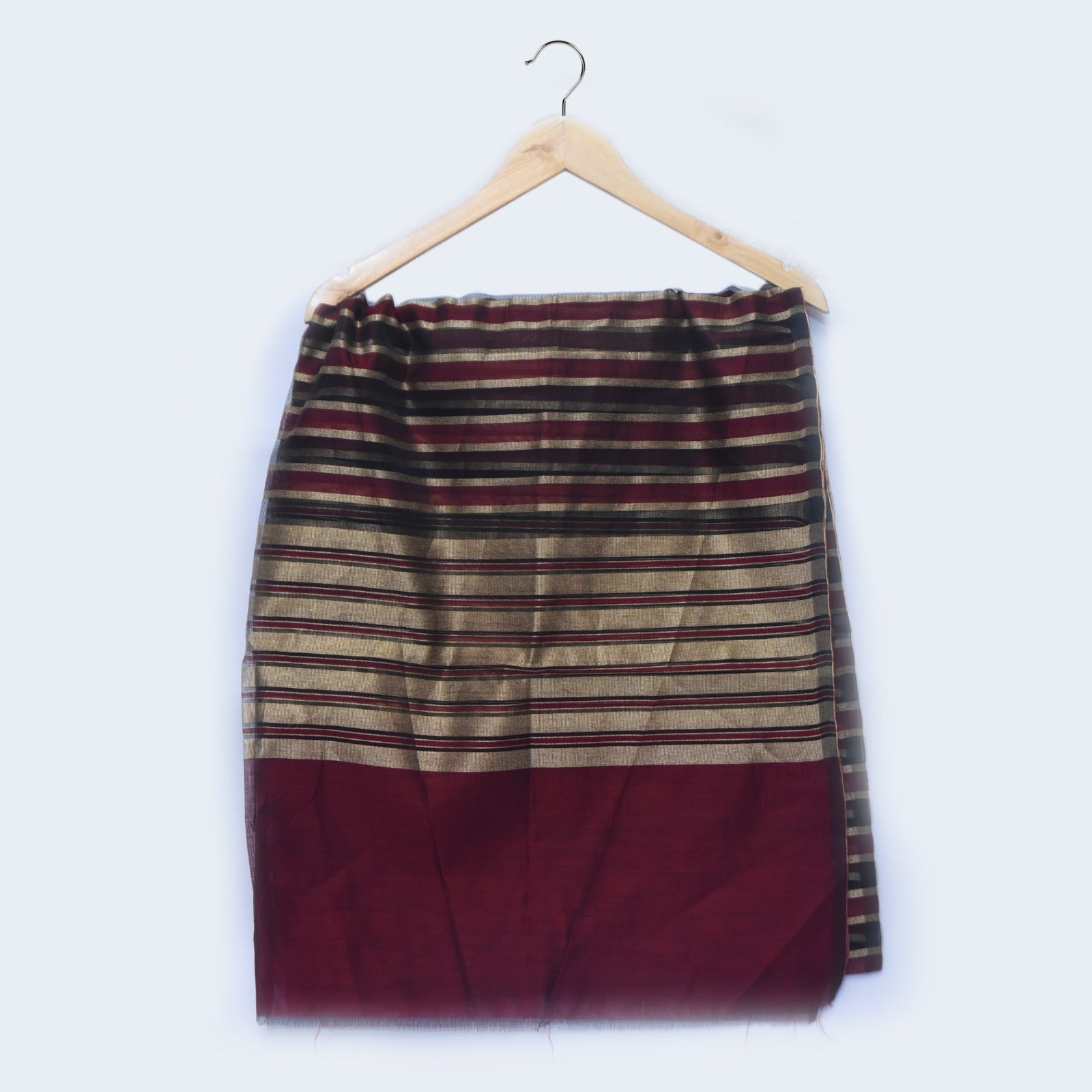 Khaddi Woven Pinkish Maroon Zebra Style Dupatta