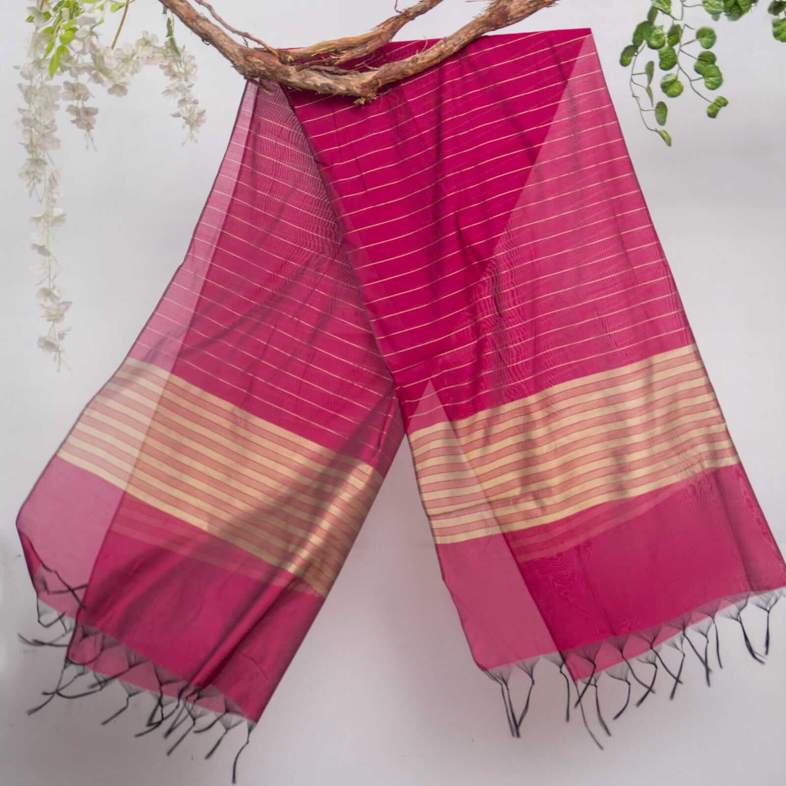 Khaddi Woven Punch Pink Two Sided Border Dupatta