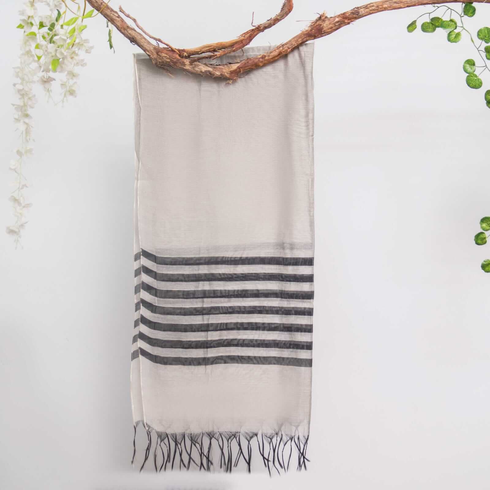 Khaddi Woven White and Black Two Sided Border Dupatta