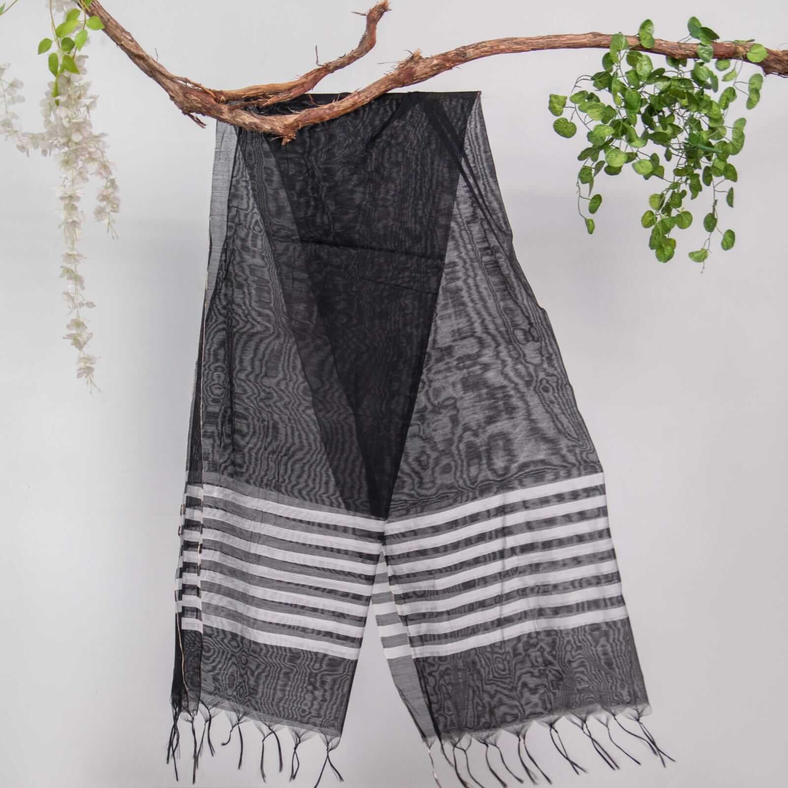 Khaddi Woven Black Two Sided Border Dupatta