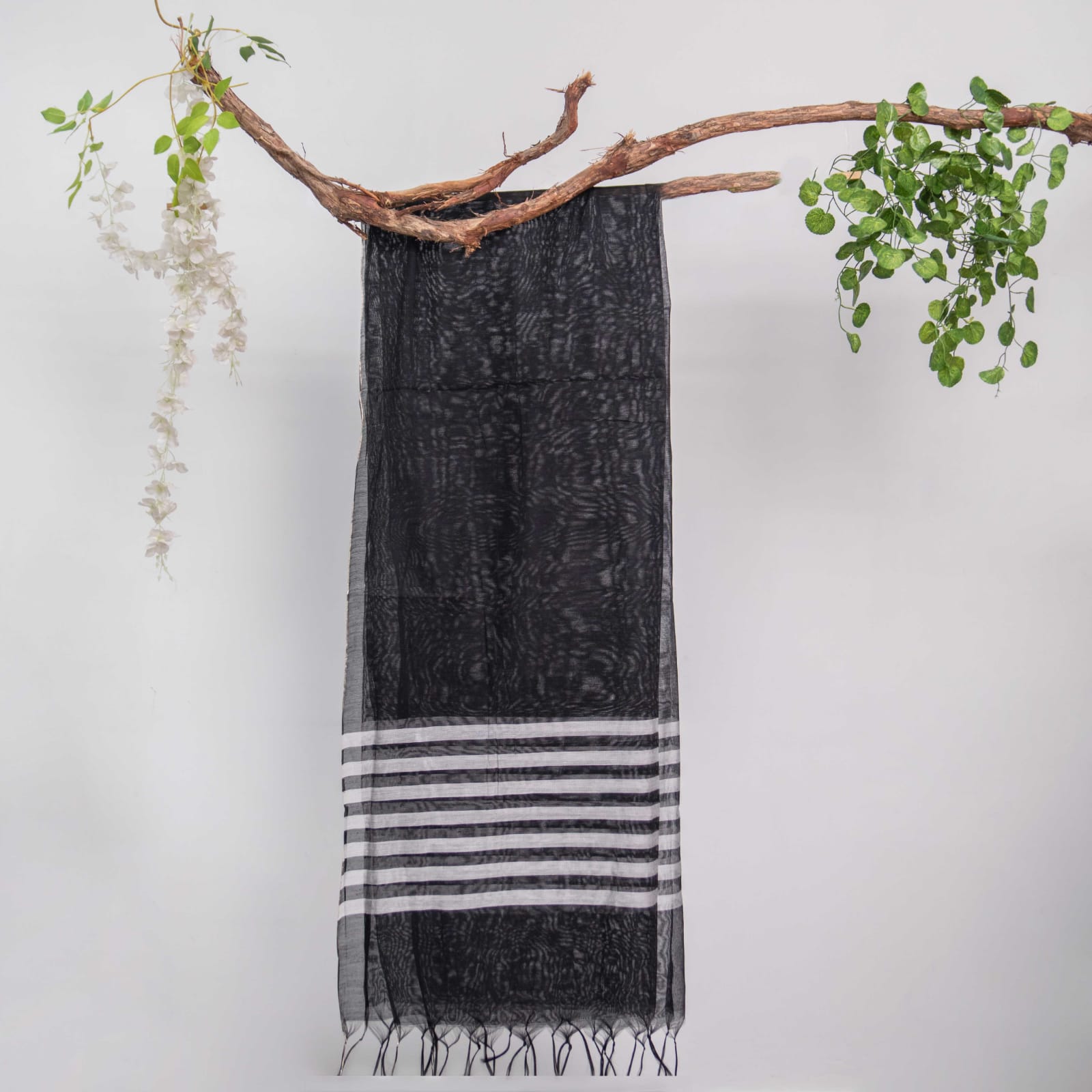 Khaddi Woven Black Two Sided Border Dupatta